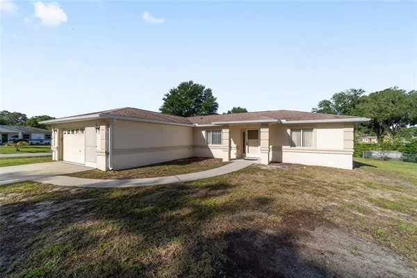 $199,900 | 10470 Southwest 61st Terrace Road, Ocala, FL 34476