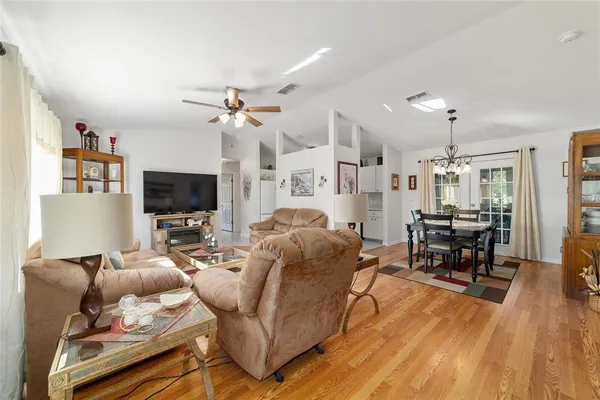 $199,900 | 10470 Southwest 61st Terrace Road, Ocala, FL 34476