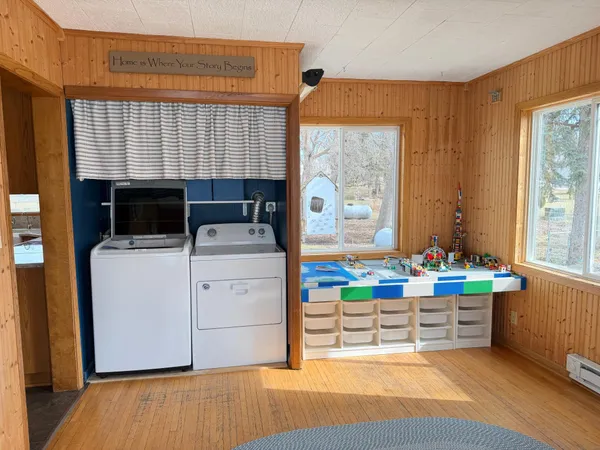 $249,900 | 811 East Division Street, Elbow Lake, MN 56531