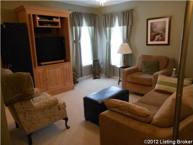 6303 Red Apple Road Louisville, KY 40219 - Photo 6 of 10 Additional Photo