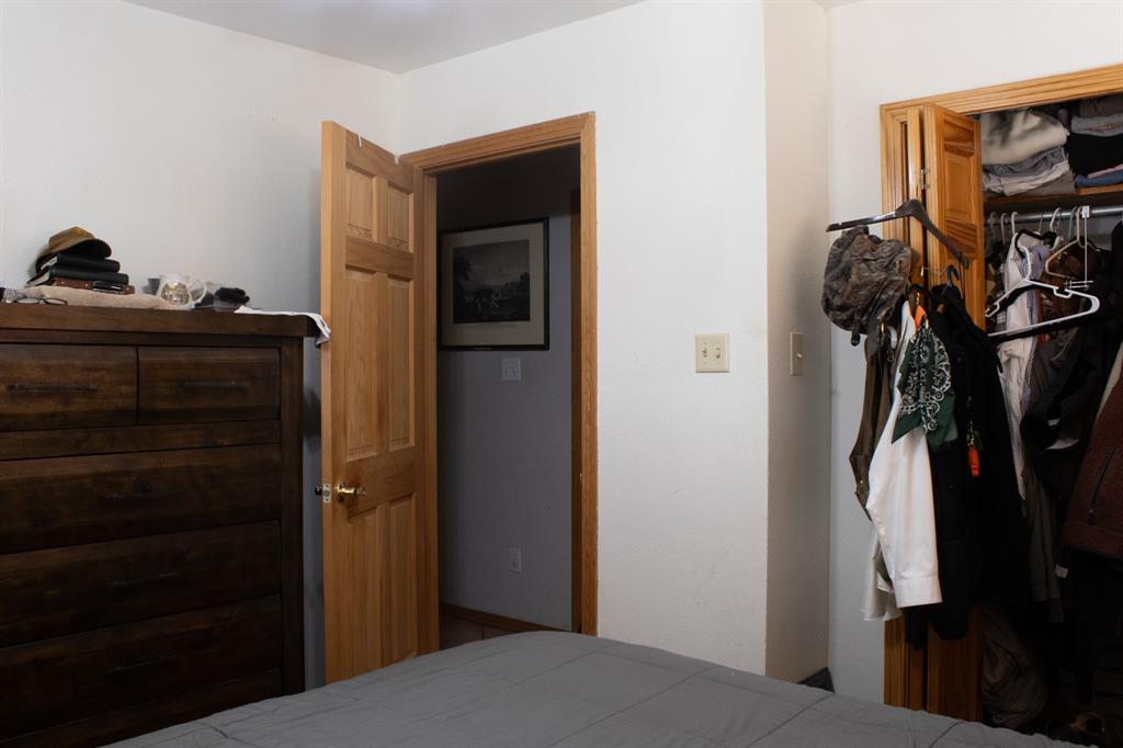 140 Baize Road Abilene, TX 79602 - Photo 13 of 37 View of bedroom