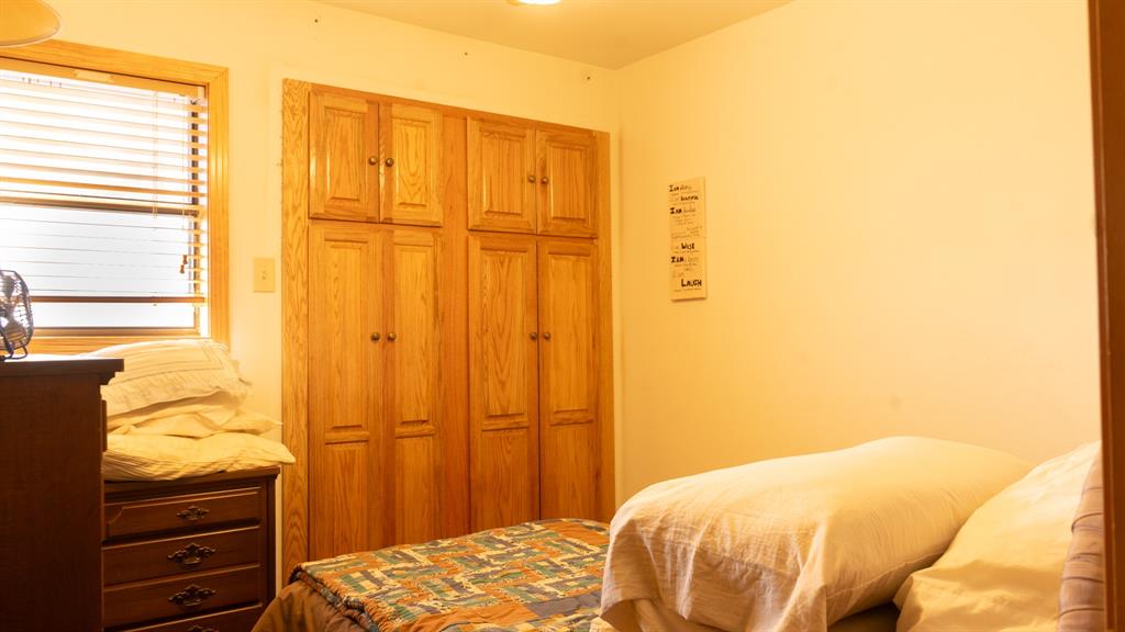 140 Baize Road Abilene, TX 79602 - Photo 17 of 37 View of bedroom