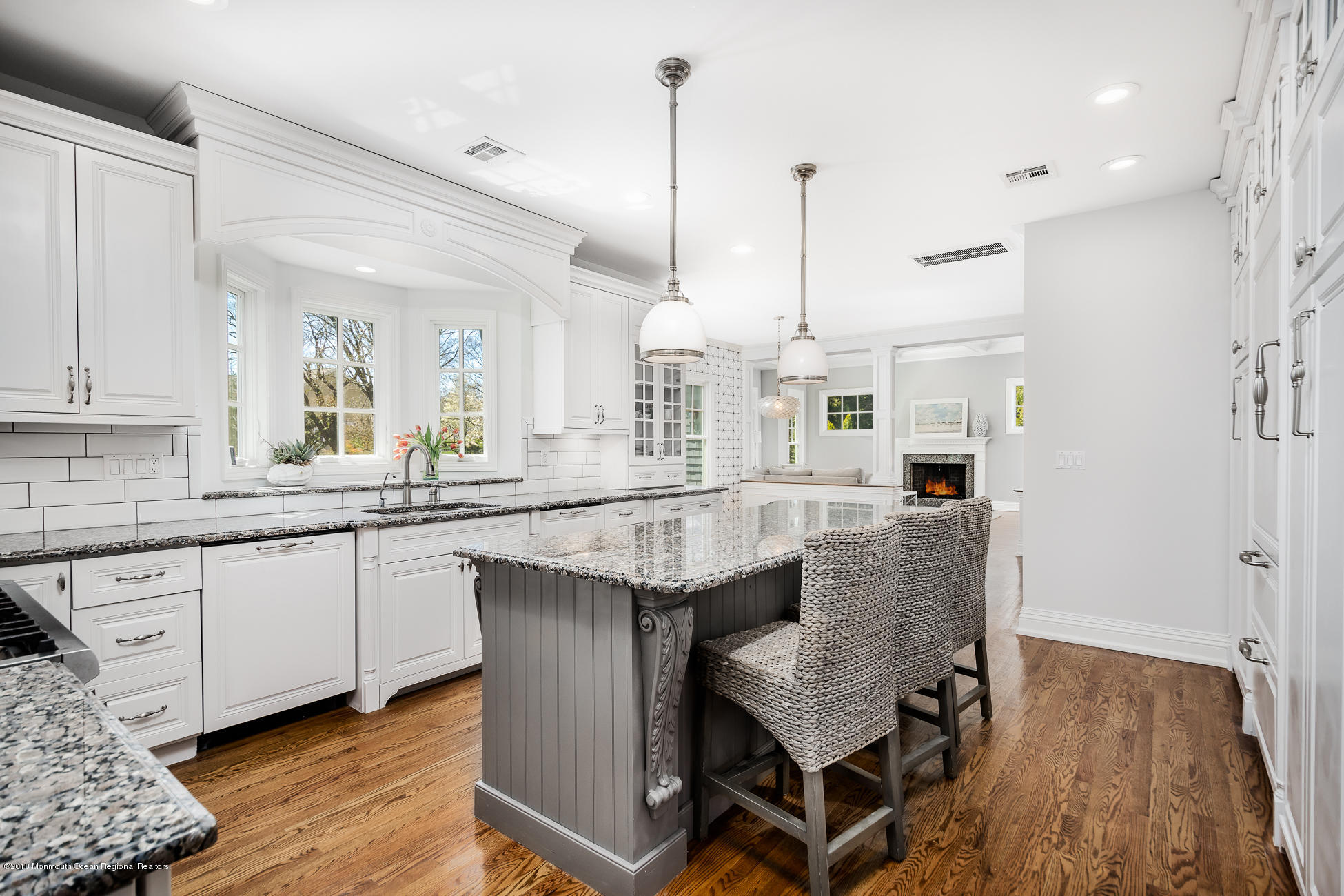 124 Ave Of Two Rivers Rumson, NJ 07760 - Photo 3 of 21 Eat-in Kitchen