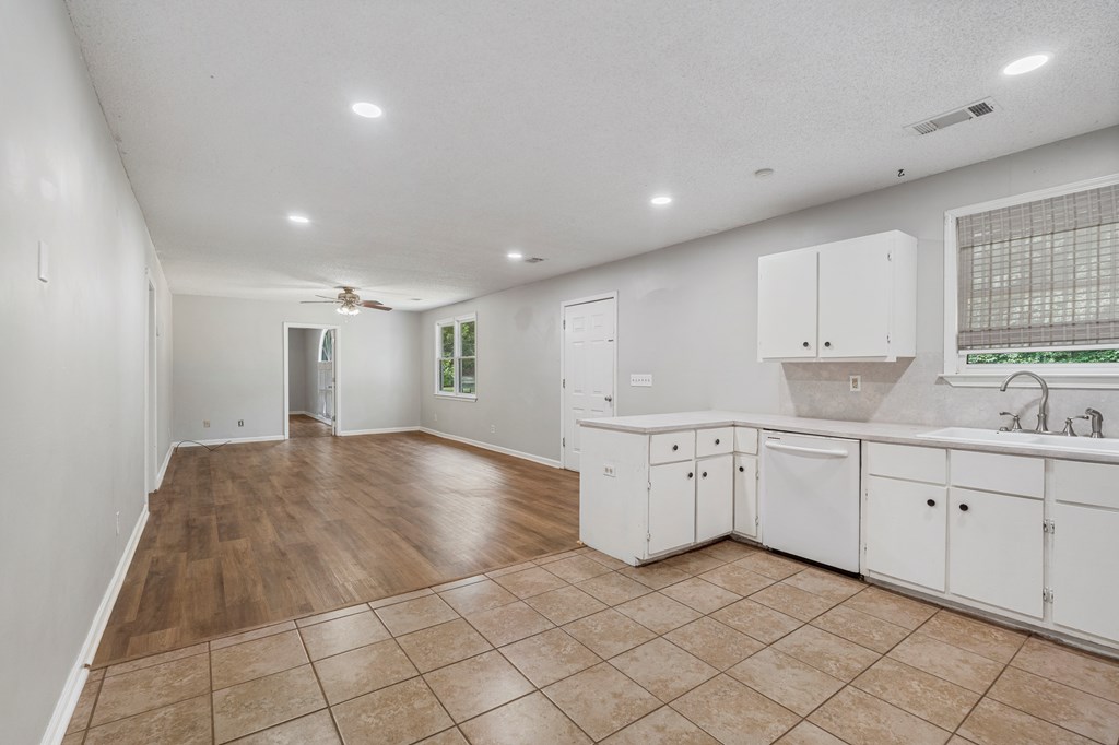 10180 Ga Highway Hamilton, GA 31811 - Photo 6 of 19