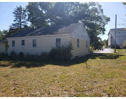 566 Clark Road Tewksbury, MA 01876 - Photo 5 of 6 Gallery Image 5