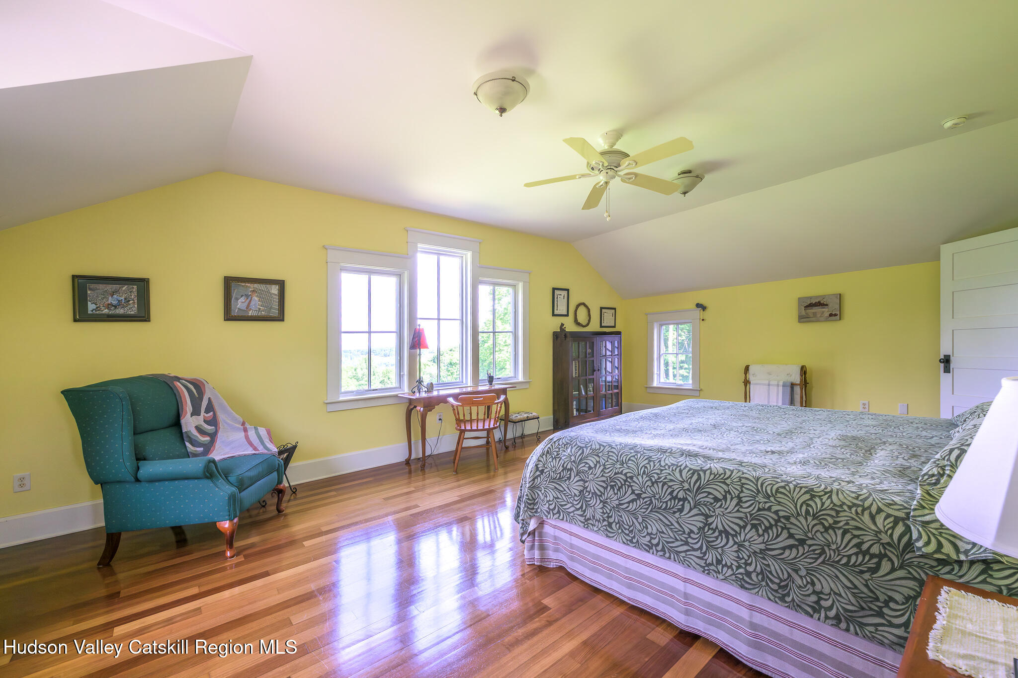 1530 River Road New Baltimore, NY 12192 - Photo 22 of 28 Screen - 1530 River Rd West Coxsackie NY