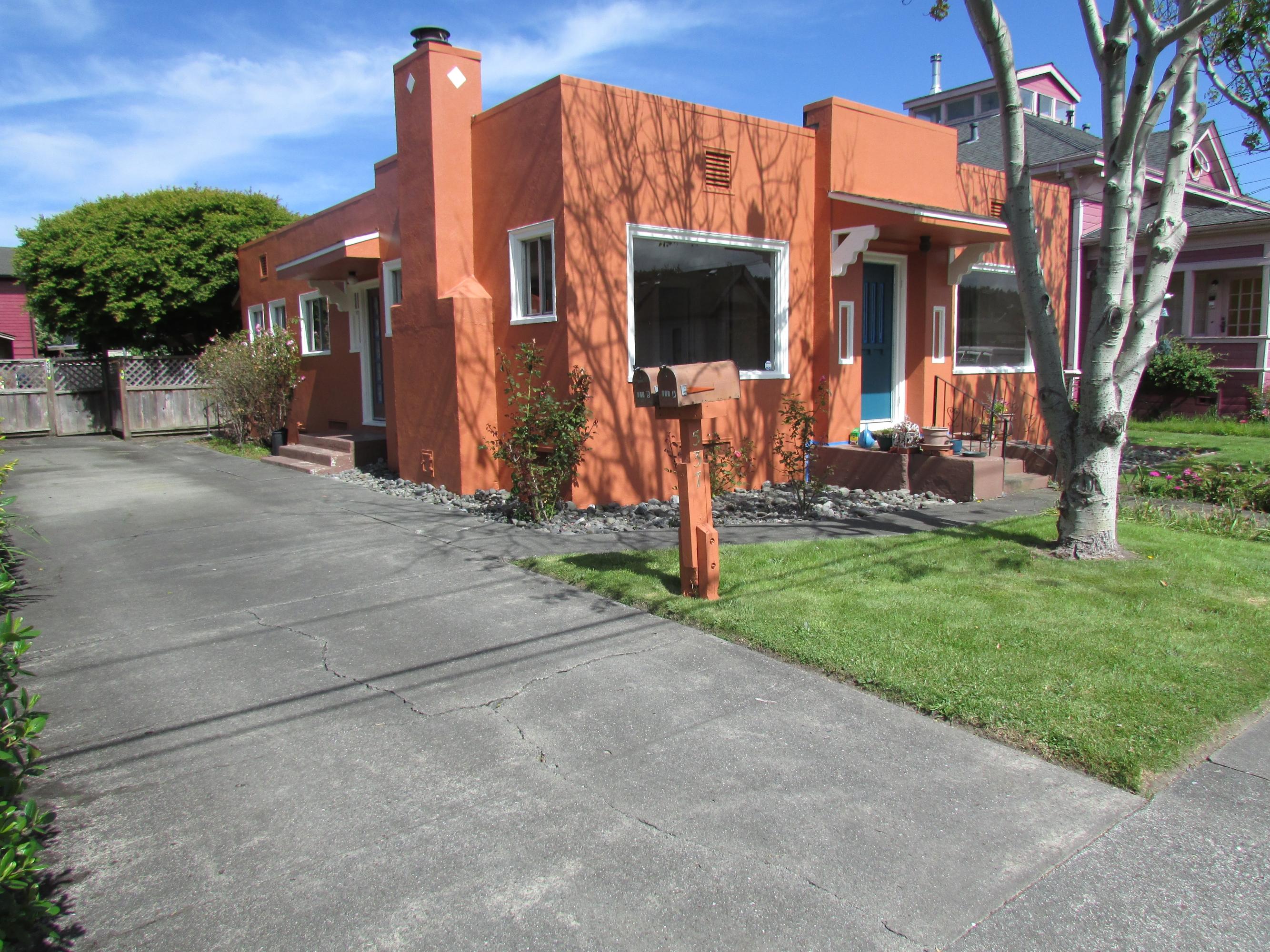 537 G Street Arcata, CA 95521 - Photo 11 of 18 11