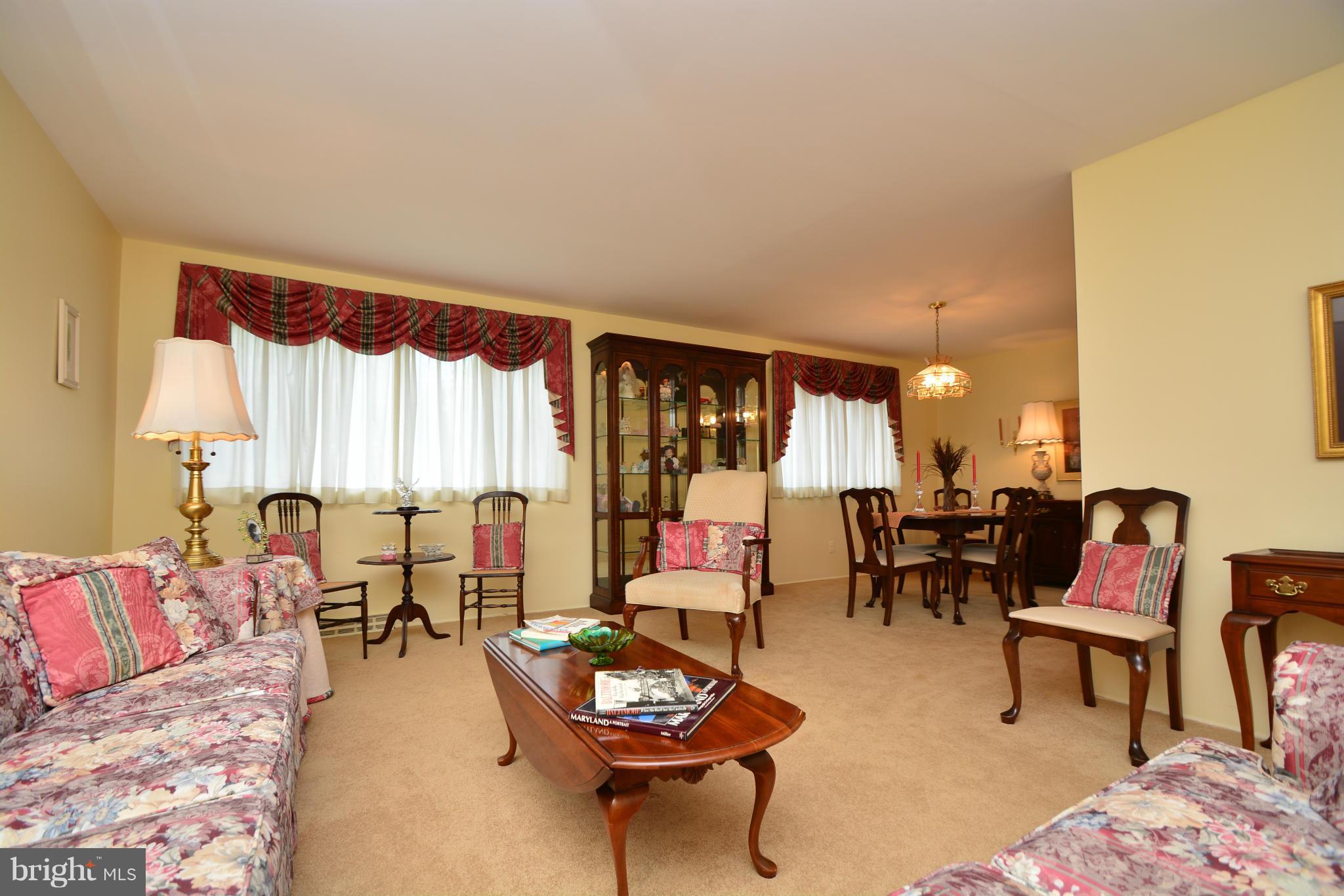 2311 Holyoke Road Baltimore, MD 21237 - Photo 24 of 30 Living Room