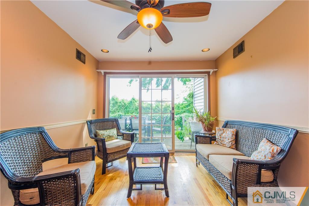 428 Stratford Road Union, NJ 07083 - Photo 13 of 25 Gallery Image 13