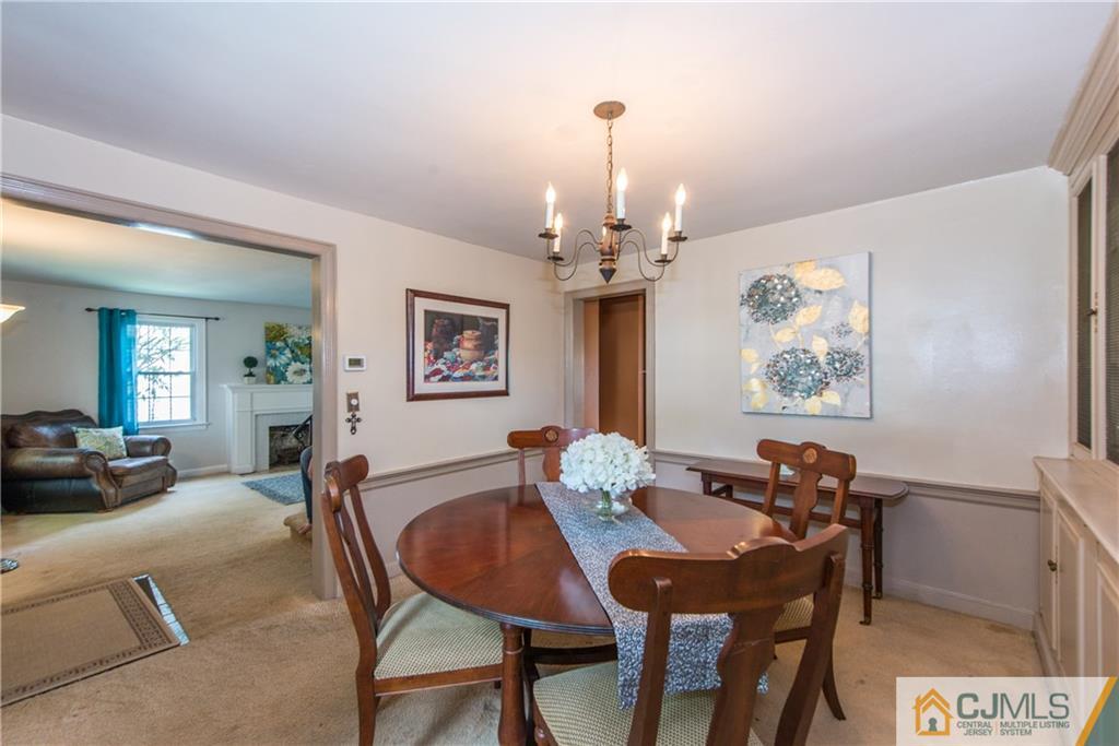428 Stratford Road Union, NJ 07083 - Photo 6 of 25 Gallery Image 6