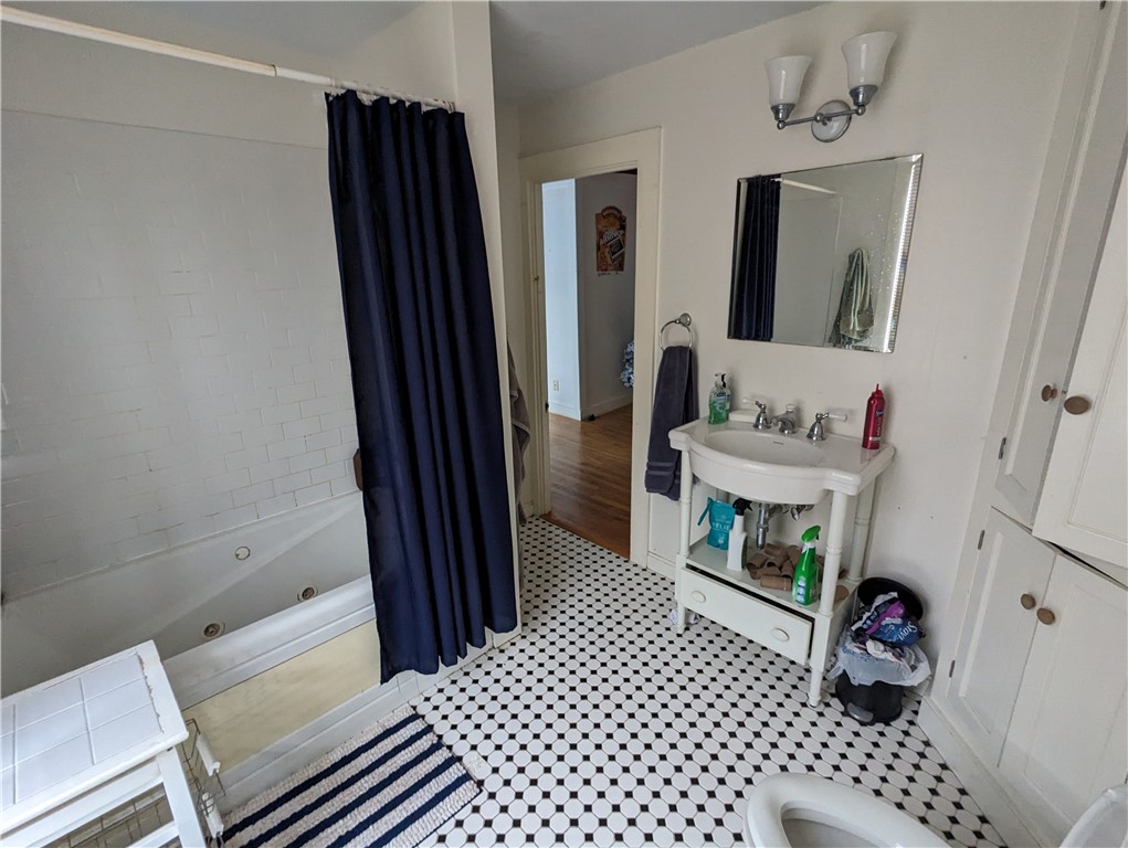 102 State Street, Unit 2 Bristol, RI 02809 - Photo 8 of 9