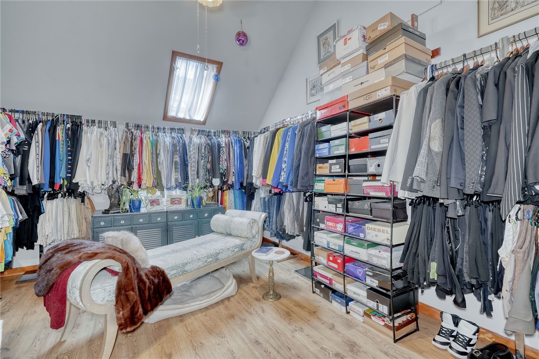 20 Boardman Street Rochester, NY 14607 - Photo 29 of 47 Unit 2 bedroom/closet