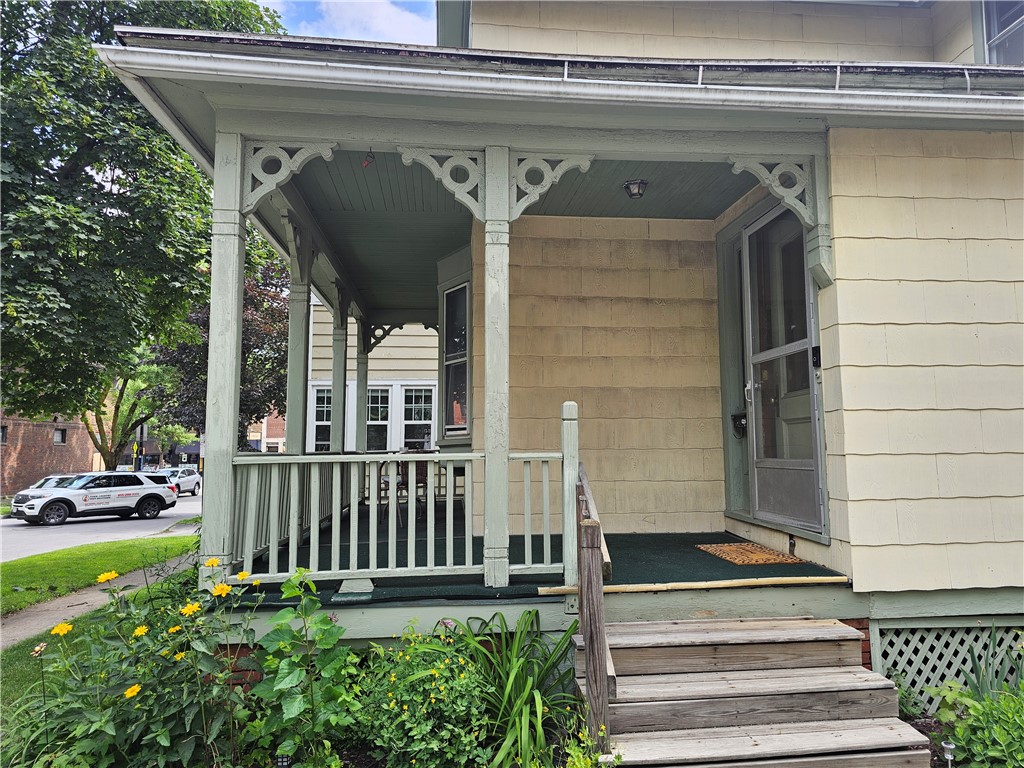 20 Boardman Street Rochester, NY 14607 - Photo 47 of 47 Front porch