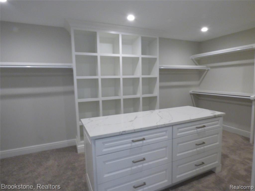 4570 Pickering Road Bloomfield Hills, MI 48301 - Photo 16 of 17