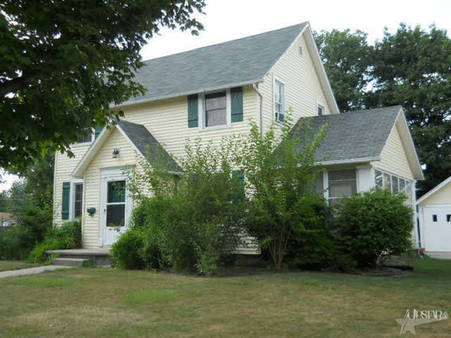 404 West Marshall Street Decatur, IN 46733 - Photo 1 of 16