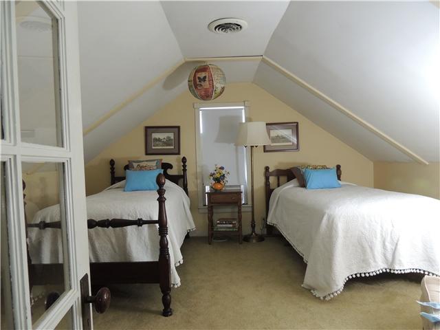 261 Hopkins Road Pulaski, TN 38478 - Photo 4 of 14 Upstairs third bedroom.