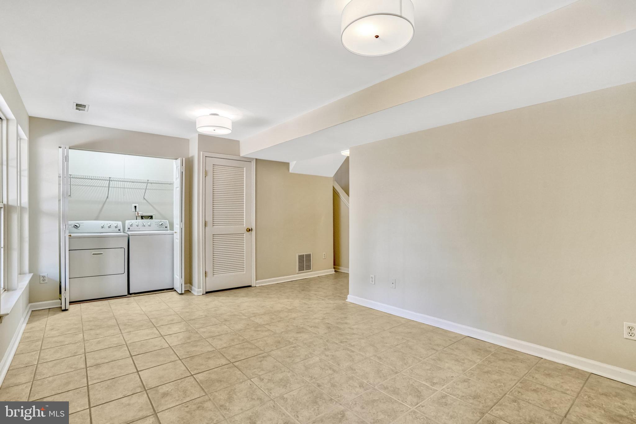 10159 Elgin Way Bristow, VA 20136 - Photo 10 of 50 a view of a kitchen with a sink