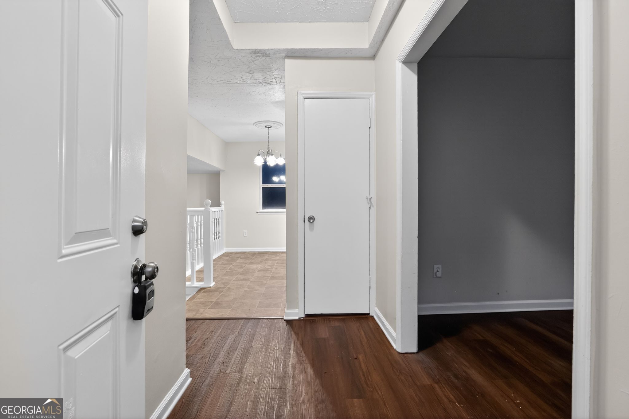 4586 High Gate Lane Lithonia, GA 30038 - Photo 5 of 33 wooden floor in a gallery