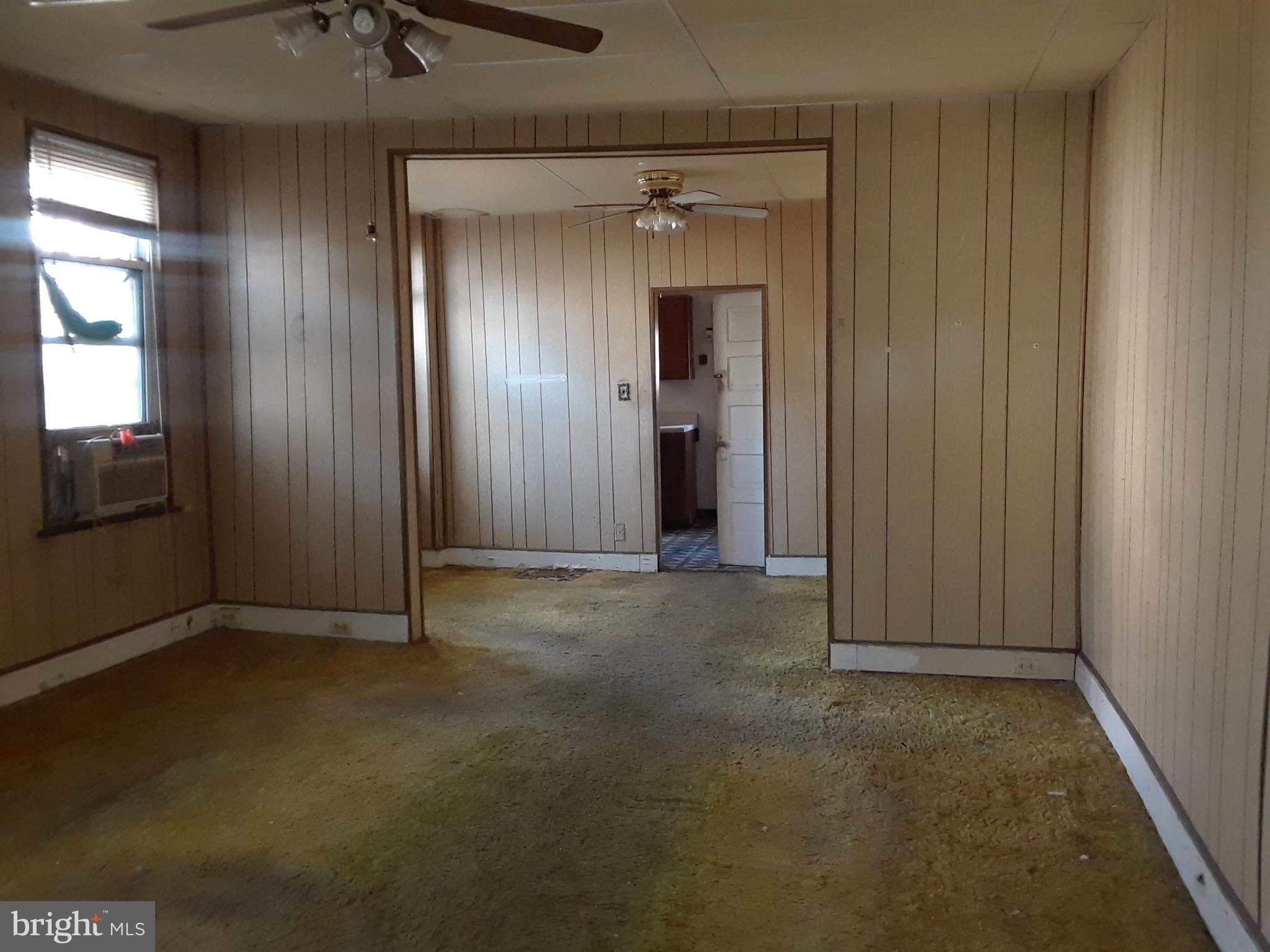 725 North Rosedale Street Baltimore, MD 21216 - Photo 3 of 12 Interior (General)