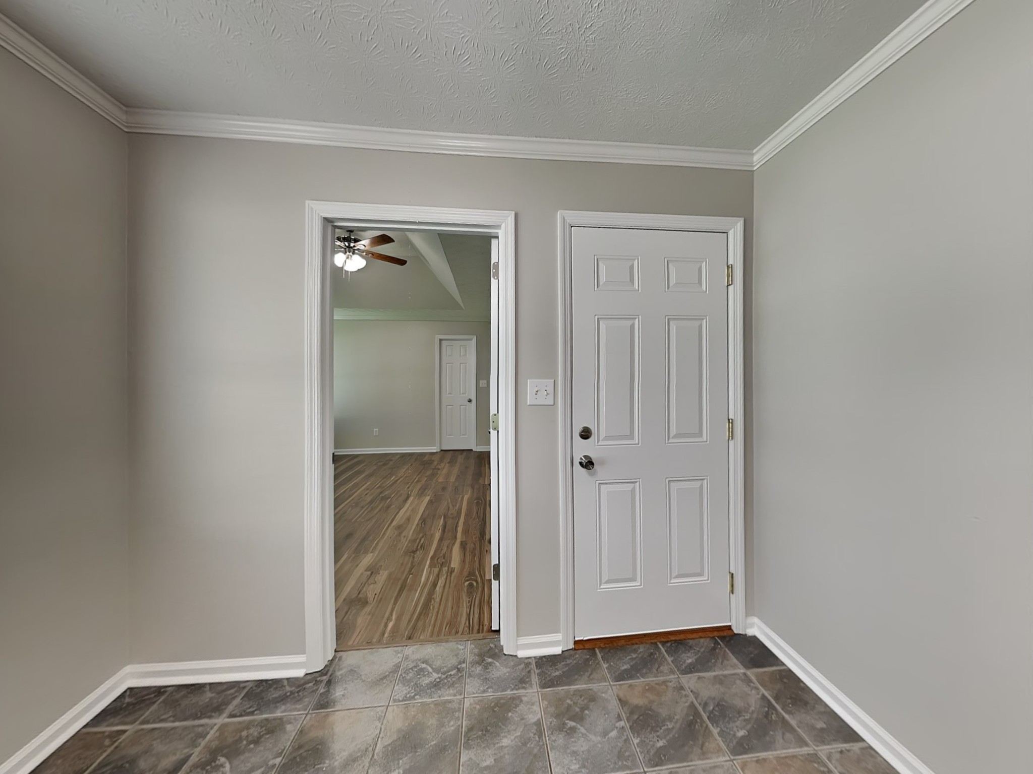 576 Deer Path Gallatin, TN 37066 - Photo 4 of 18