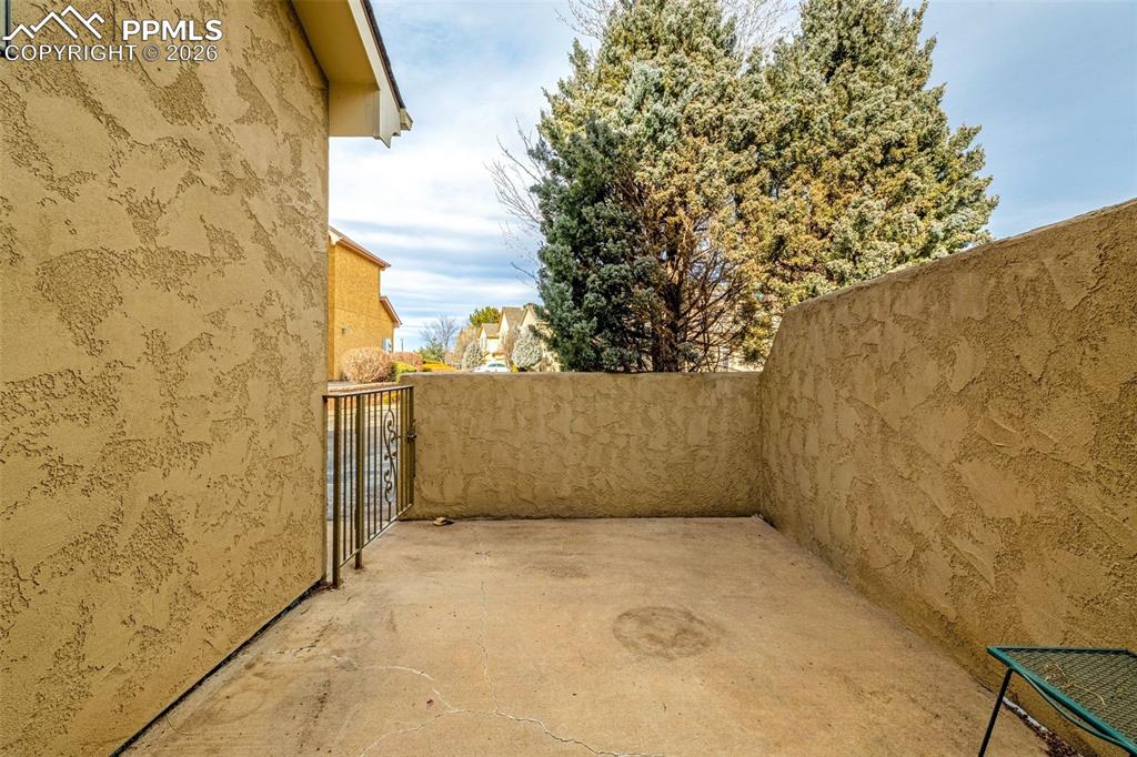 6658 Bethesda Point, Unit A Colorado Springs, CO 80918 - Photo 14 of 44 a view of a garage