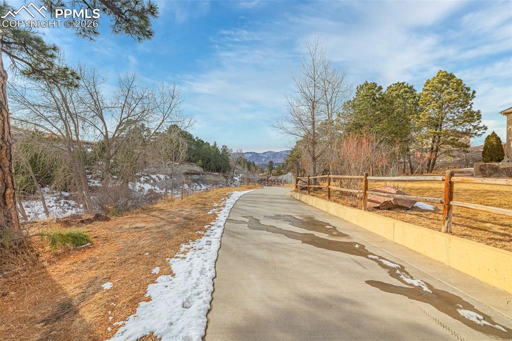 6658 Bethesda Point, Unit A Colorado Springs, CO 80918 - Photo 35 of 44 a view of a backyard of the house