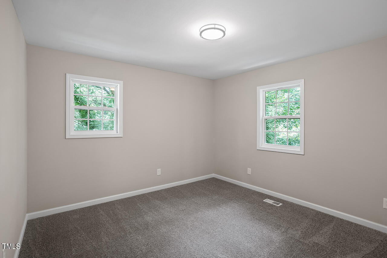 2222 Oak Ridge Boulevard Durham, NC 27707 - Photo 10 of 32 2222 Oak Ridge_26