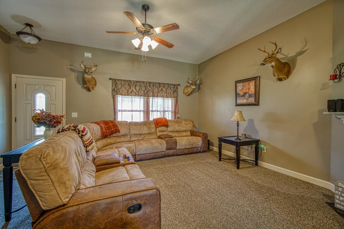 995 Gowan Road Inman, SC 29349 - Photo 3 of 36