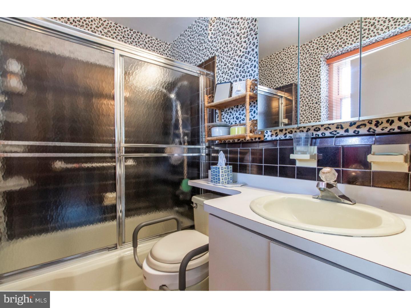 40 Old Lancaster Road, Unit 502 Merion Station, PA 19066 - Photo 19 of 23 Master Bathroom