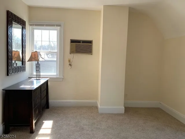 $1,800 | 17 Bowers Lane, Unit C, Chatham, NJ 07928