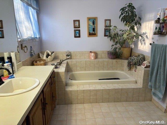 113 Southfield Road Baiting Hollow, NY 11933 - Photo 12 of 13