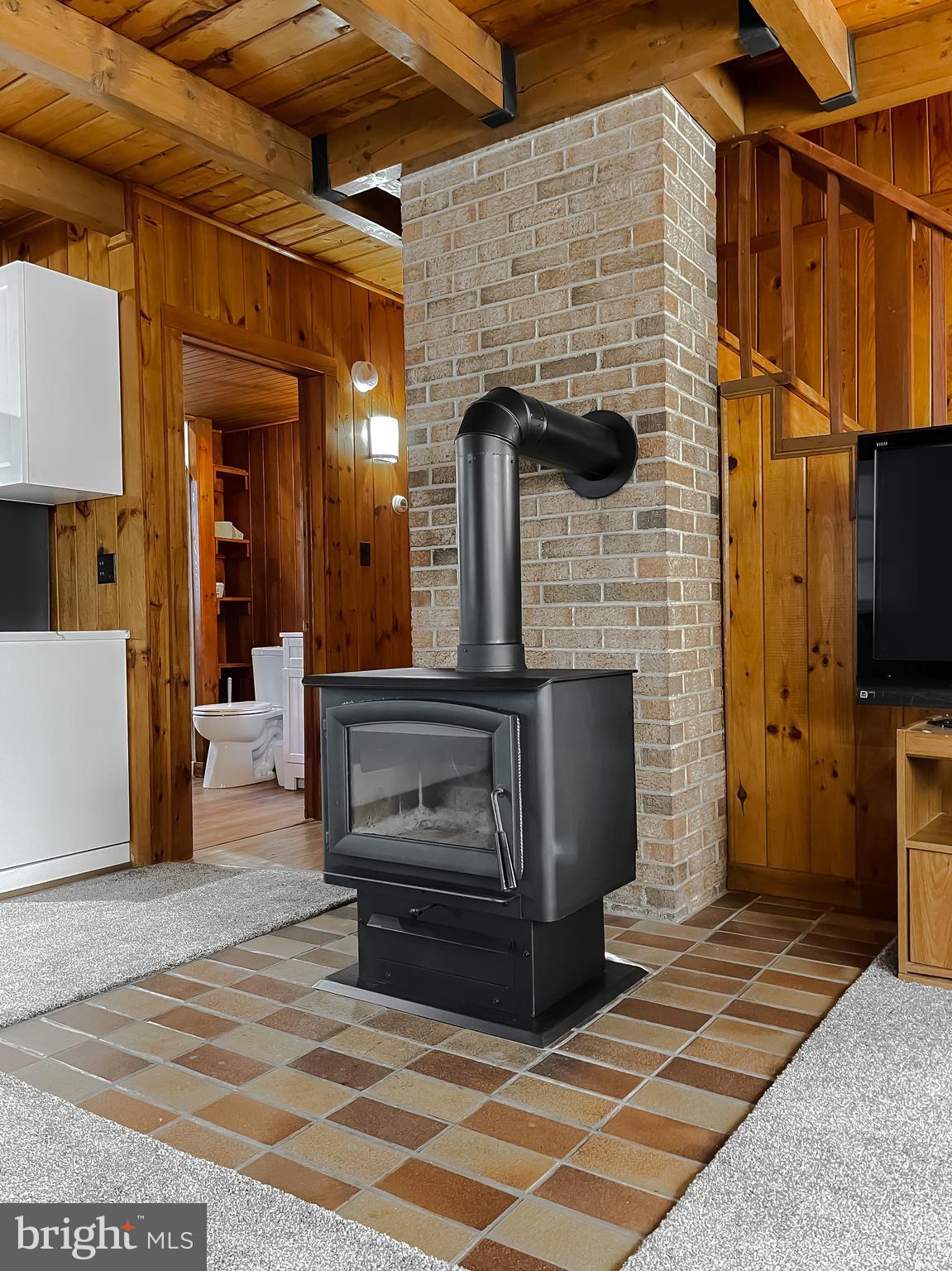 23581 Belmar Drive Leonardtown, MD 20650 - Photo 16 of 54 a view of an entryway and fire place