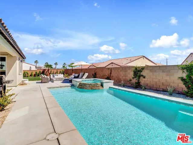 $975,000 | 81921 Fiori Del Deserto Drive, La Quinta, CA 92253