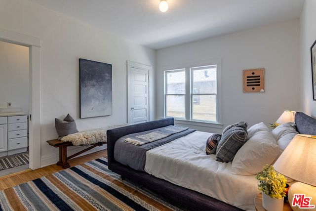 $1,525,000 | 4534 Russell Avenue, Los Angeles, CA 90027