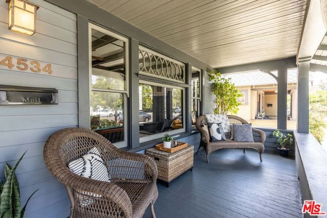$1,525,000 | 4534 Russell Avenue, Los Angeles, CA 90027