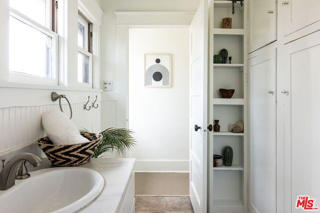 $1,525,000 | 4534 Russell Avenue, Los Angeles, CA 90027