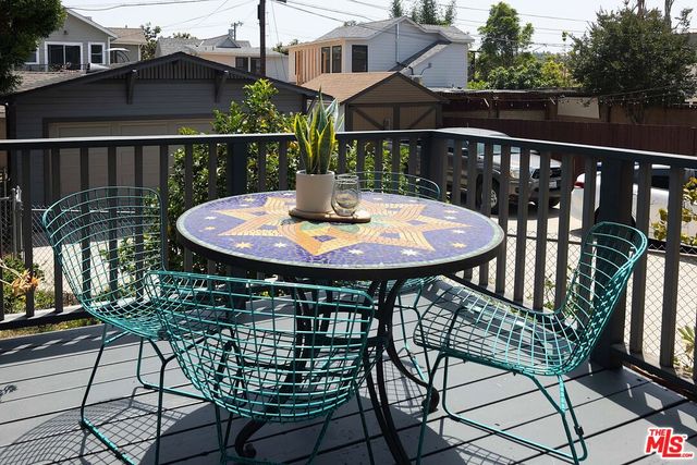 $1,525,000 | 4534 Russell Avenue, Los Angeles, CA 90027