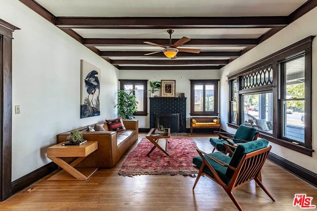$1,525,000 | 4534 Russell Avenue, Los Angeles, CA 90027