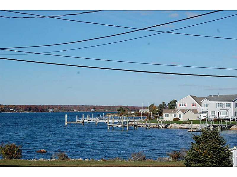 6 Edith Road Narragansett, RI 02882 - Photo 3 of 16 View.