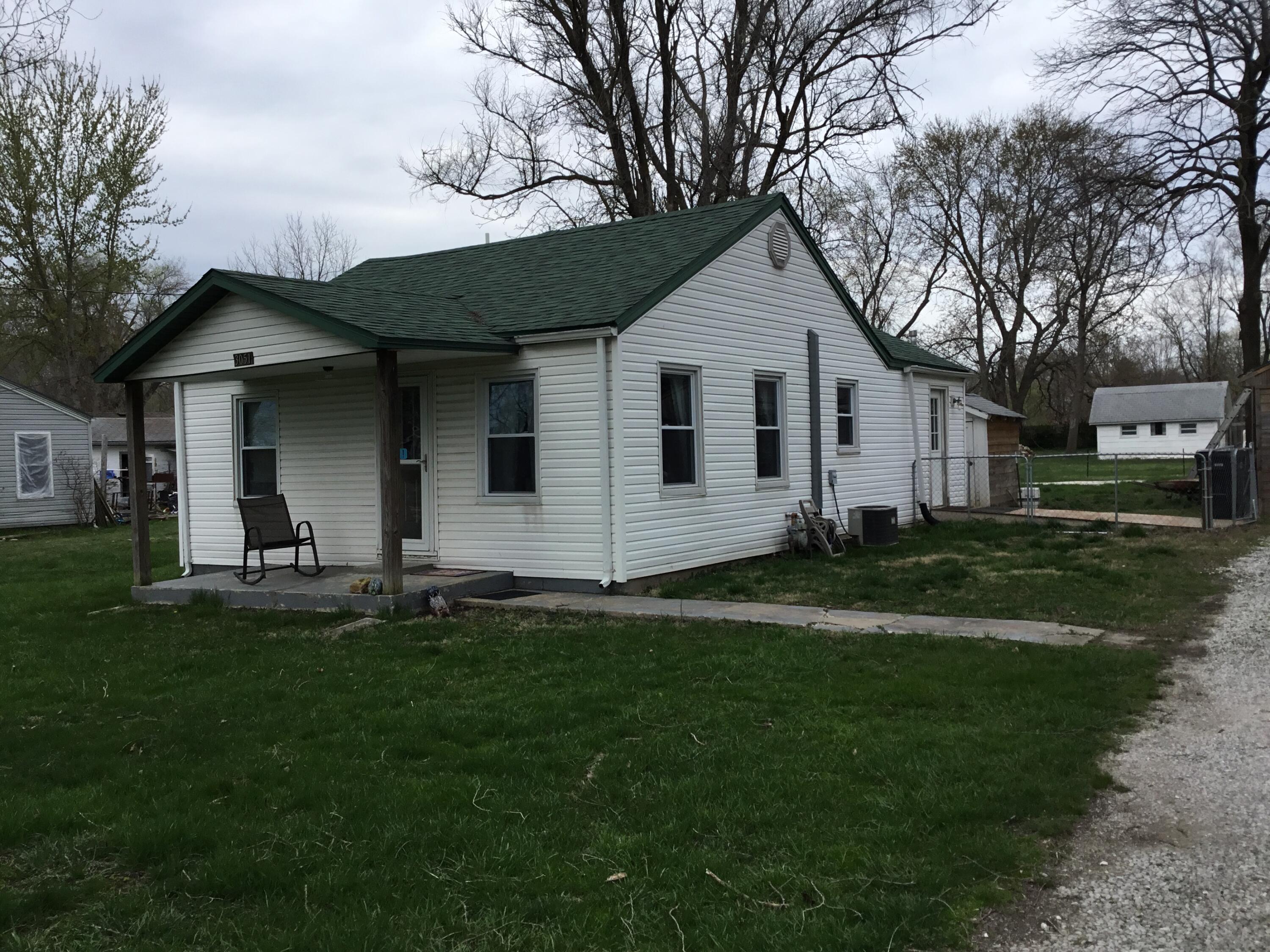 3051 West Chestnut Street Springfield, MO 65803 - Photo 1 of 1 3051 front and side