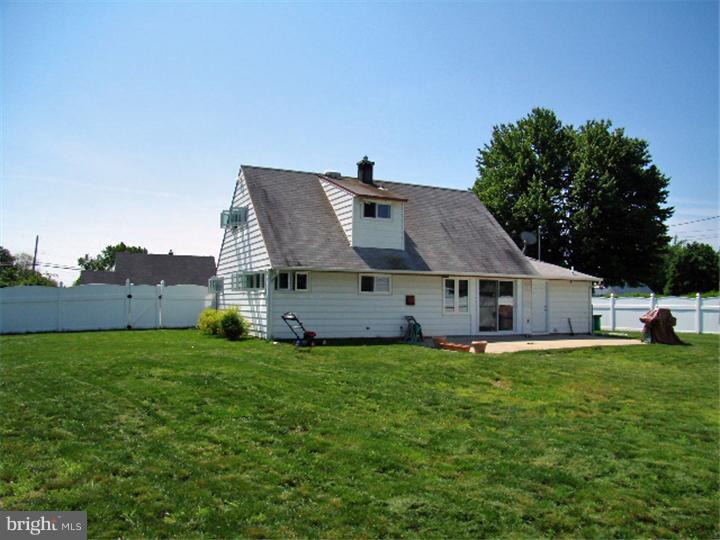 19 Quarry Road Levittown, PA 19057 - Photo 8 of 9 Gallery Image 8