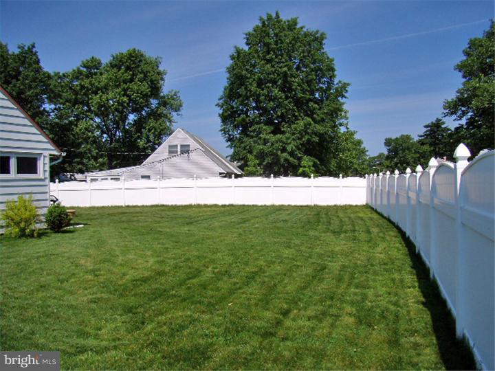 19 Quarry Road Levittown, PA 19057 - Photo 9 of 9 Gallery Image 9