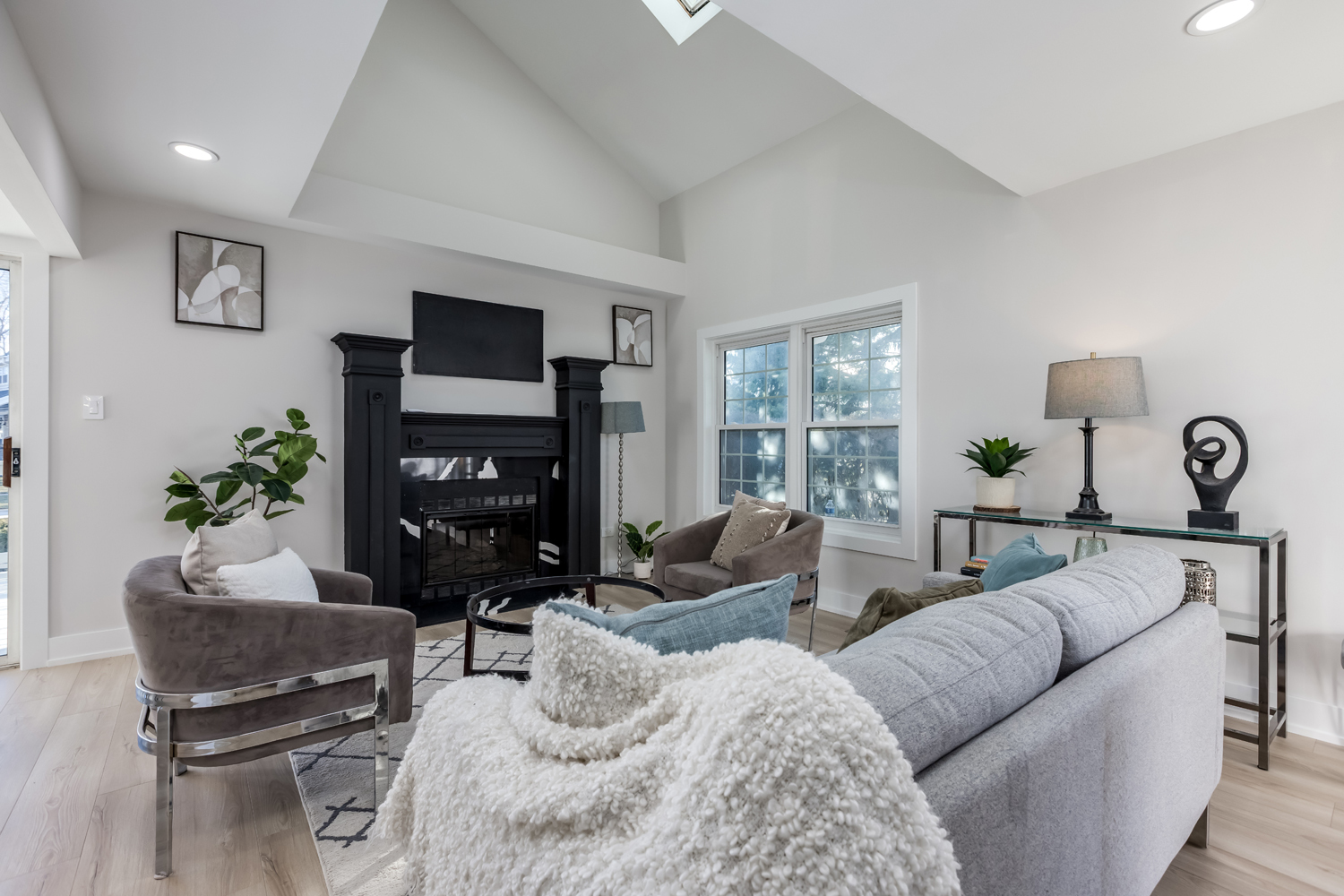 7114 Olde Gatehouse Road Tinley Park, IL 60477 - Photo 4 of 21