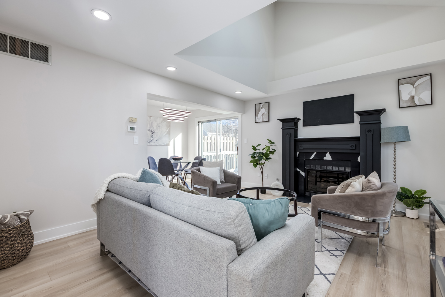 7114 Olde Gatehouse Road Tinley Park, IL 60477 - Photo 8 of 21