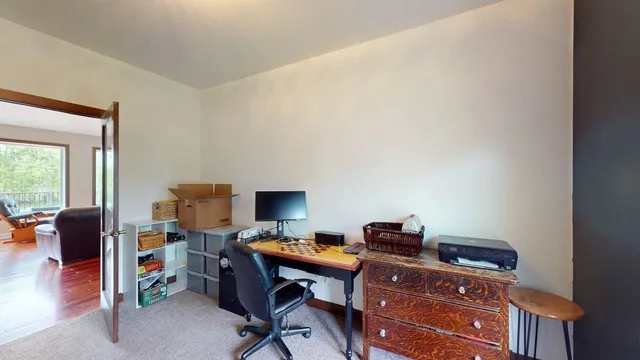 $860,000 | W10559 Hickory Point Road, Beaver Dam, WI 53916