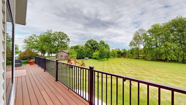$860,000 | W10559 Hickory Point Road, Beaver Dam, WI 53916