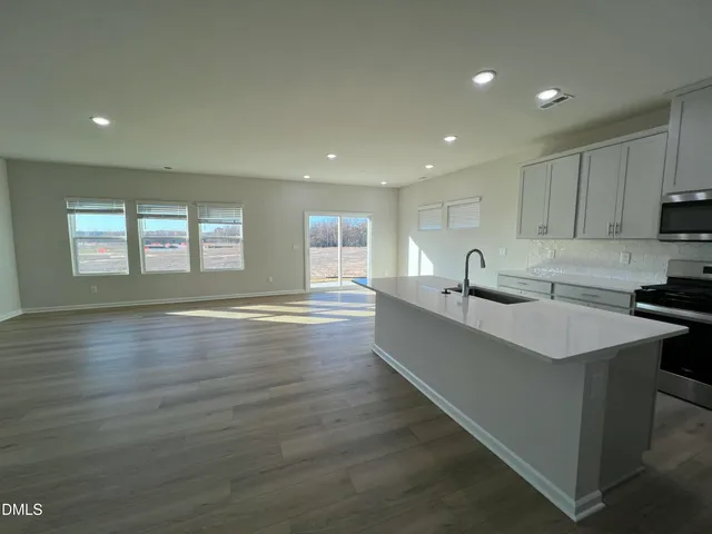 $414,000 | 1208 Whitespire Way, Zebulon, NC 27597