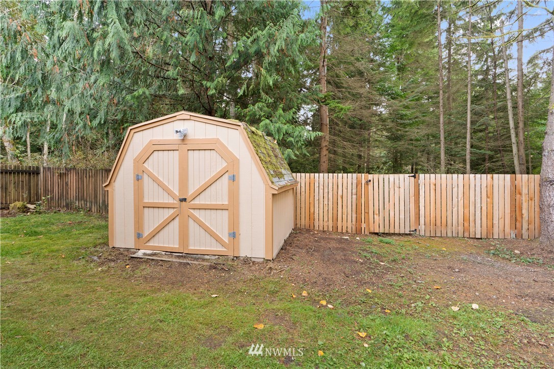 19728 45th Avenue Southeast Bothell, WA 98012 - Photo 21 of 25 a view of backyard with green space