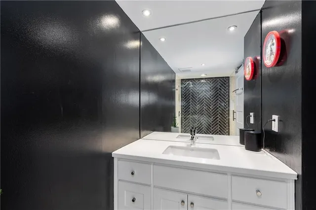 $619,000 | 145 15th Street Northeast, Unit 826, Atlanta, GA 30361