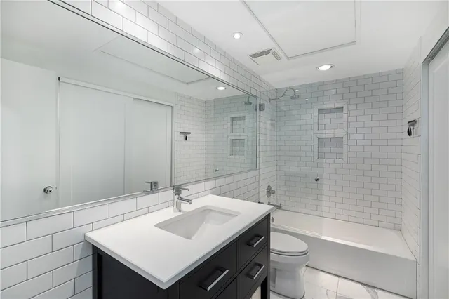 $619,000 | 145 15th Street Northeast, Unit 826, Atlanta, GA 30361